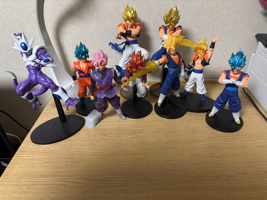ドラゴンボールフィギュア　9体セット　ベジット ・ゴジータ等