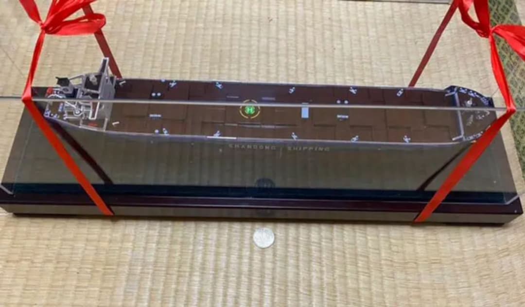 中国　山東シッピング　18万トンバルク船模型1：600 超レア模型インテリア置物