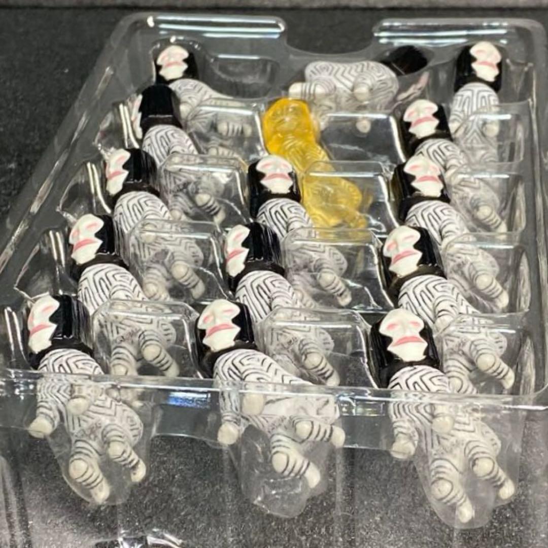 希少シークレットver.】 ダダマニア ウルトラマン ダダ 三面怪人 DADA