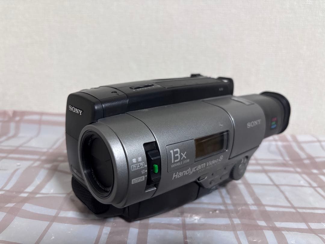希少 ソニー CCD-TR270 8mmビデオカメラ ハンディカム Video8 - 三脚