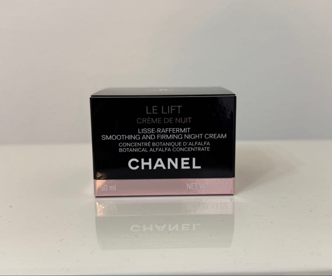 ★専用★シャネル CHANEL ル リフト クレーム ドゥ ニュイ 癒やされながら美しく。シャネルの新ナイト クリーム「 ル リフト
