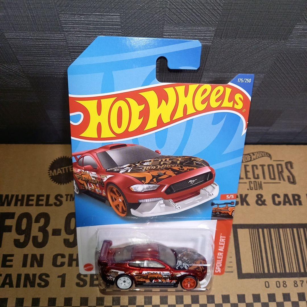 ②HotWheels CUSTOM '18FORDMUSTANG GTマスタング
