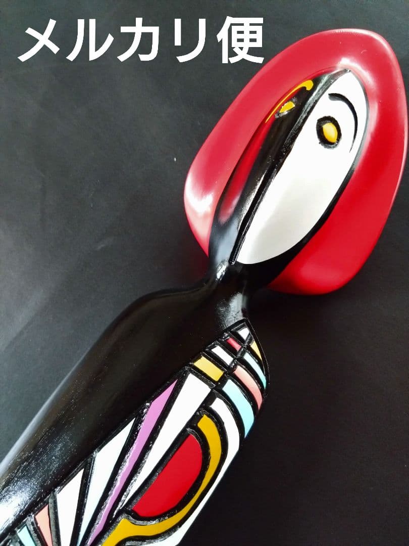 ドミニカ共和国　キュビズム木彫りオブジェ