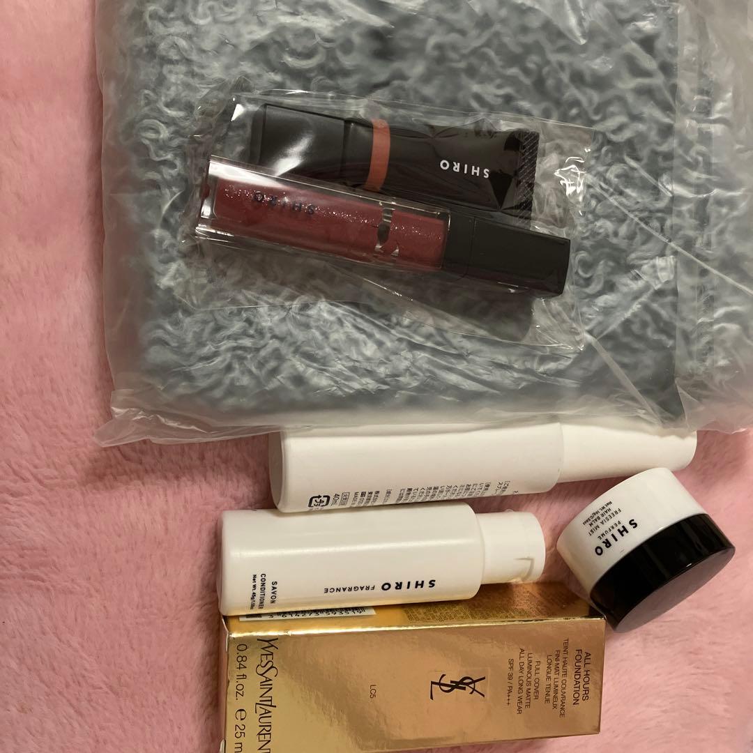 SHIRO 2023 クリスマスコフレ/ピオニー　オードパルファン