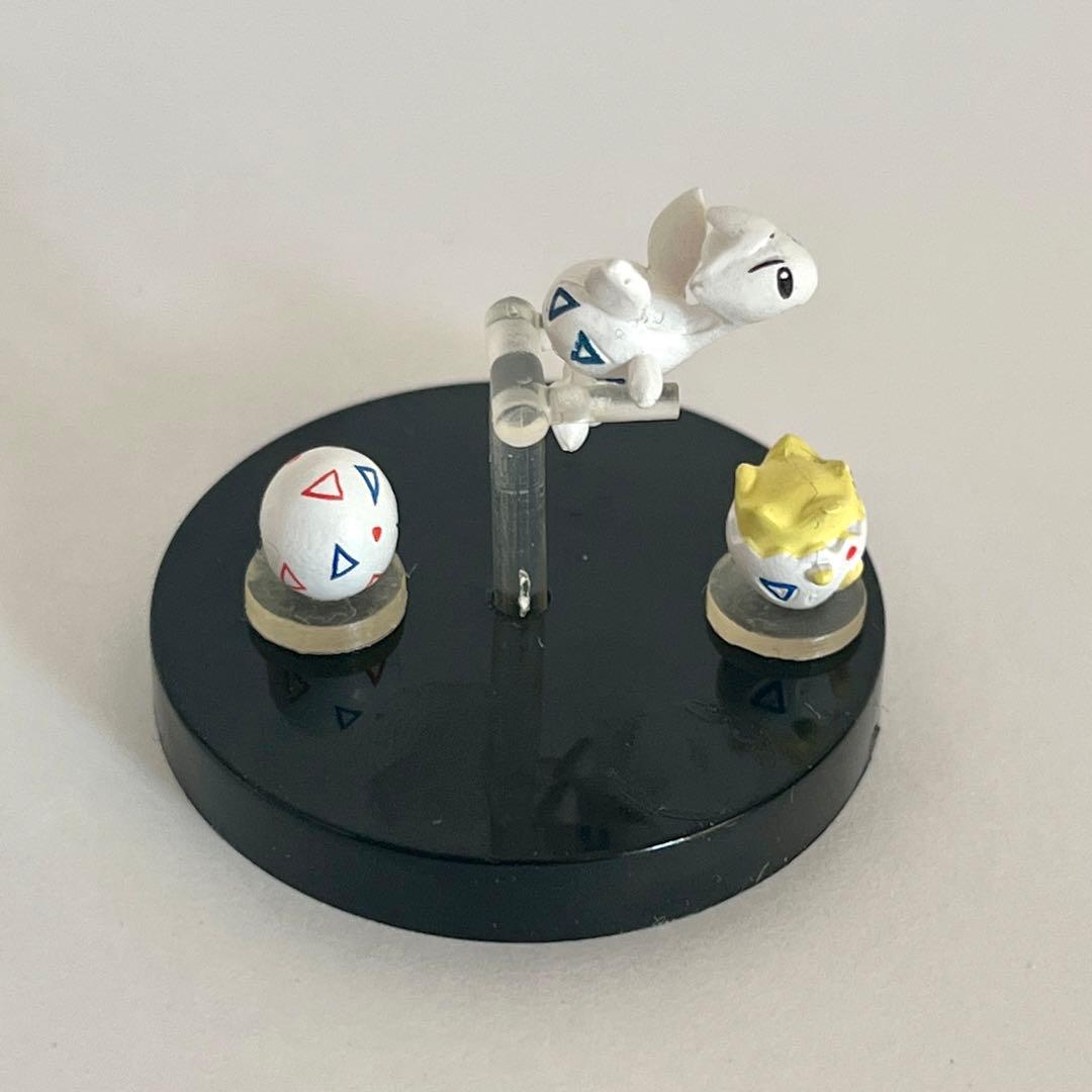 お盆お値引き価格】立体ポケモン図鑑 プテラ トゲチック トゲピー