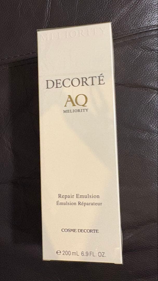 AQ ミリオリティエマルジョン & ローション 200mLセット コスメデコルテ / AQ ミリオリティ リペア エマルジョン n 200mlの公式