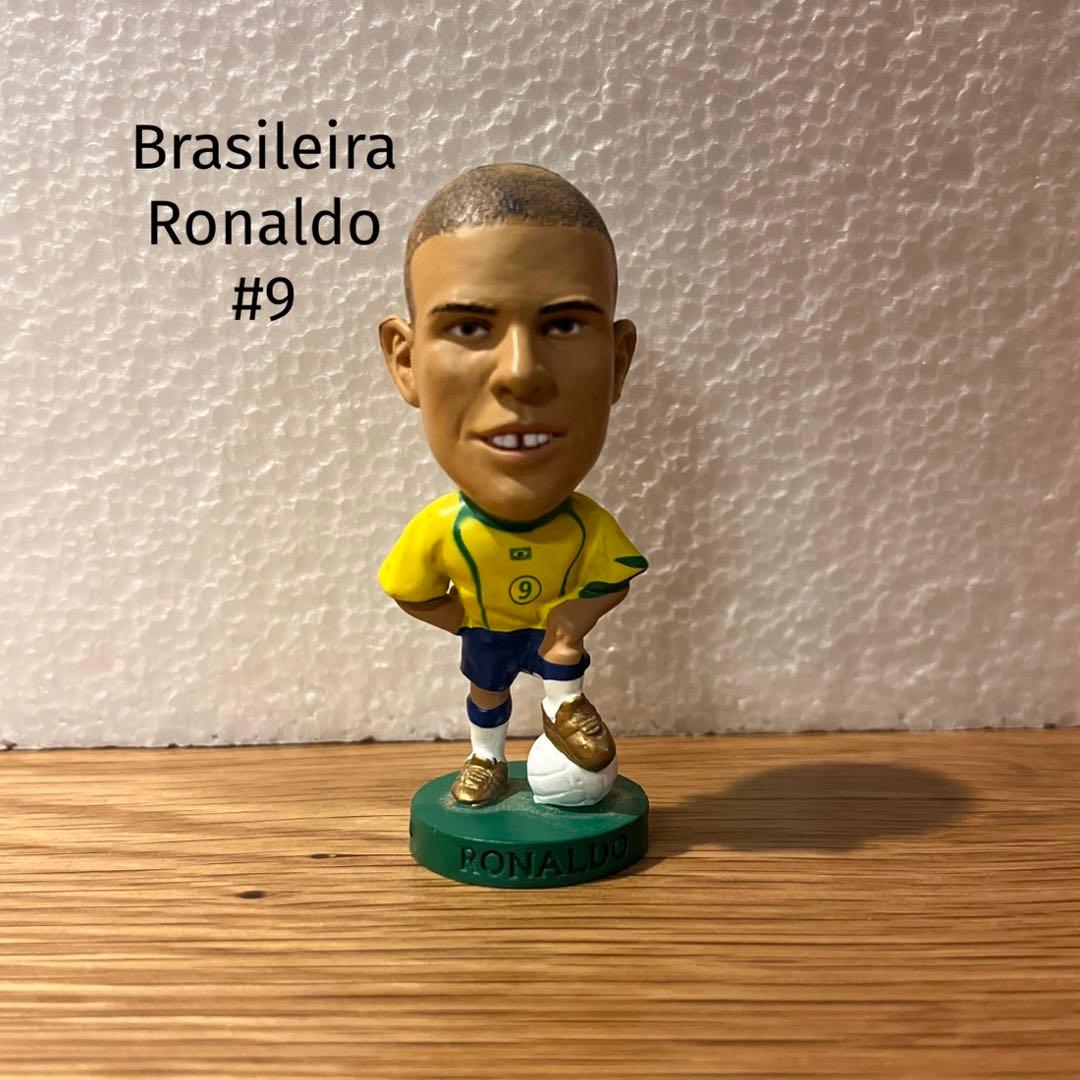 ブラジル代表 ロナウド #9 フィギュア - メルカリ