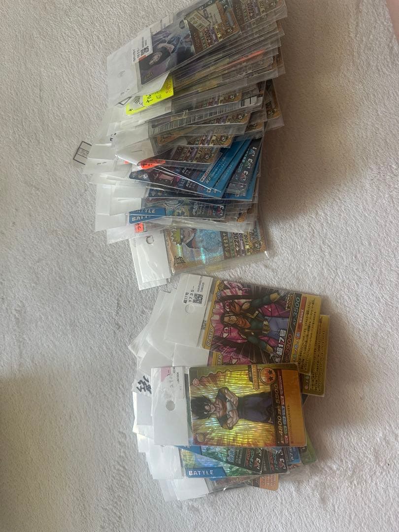 ドラゴンボール、ナルト、カード