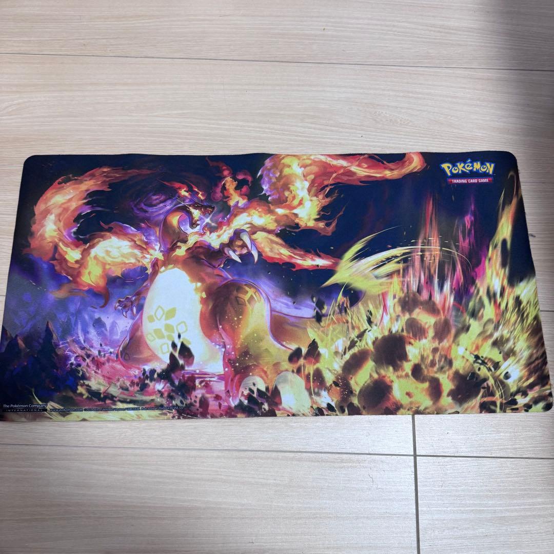 ポケモンカード プレイマット 海外版 公式 キョダイマックス