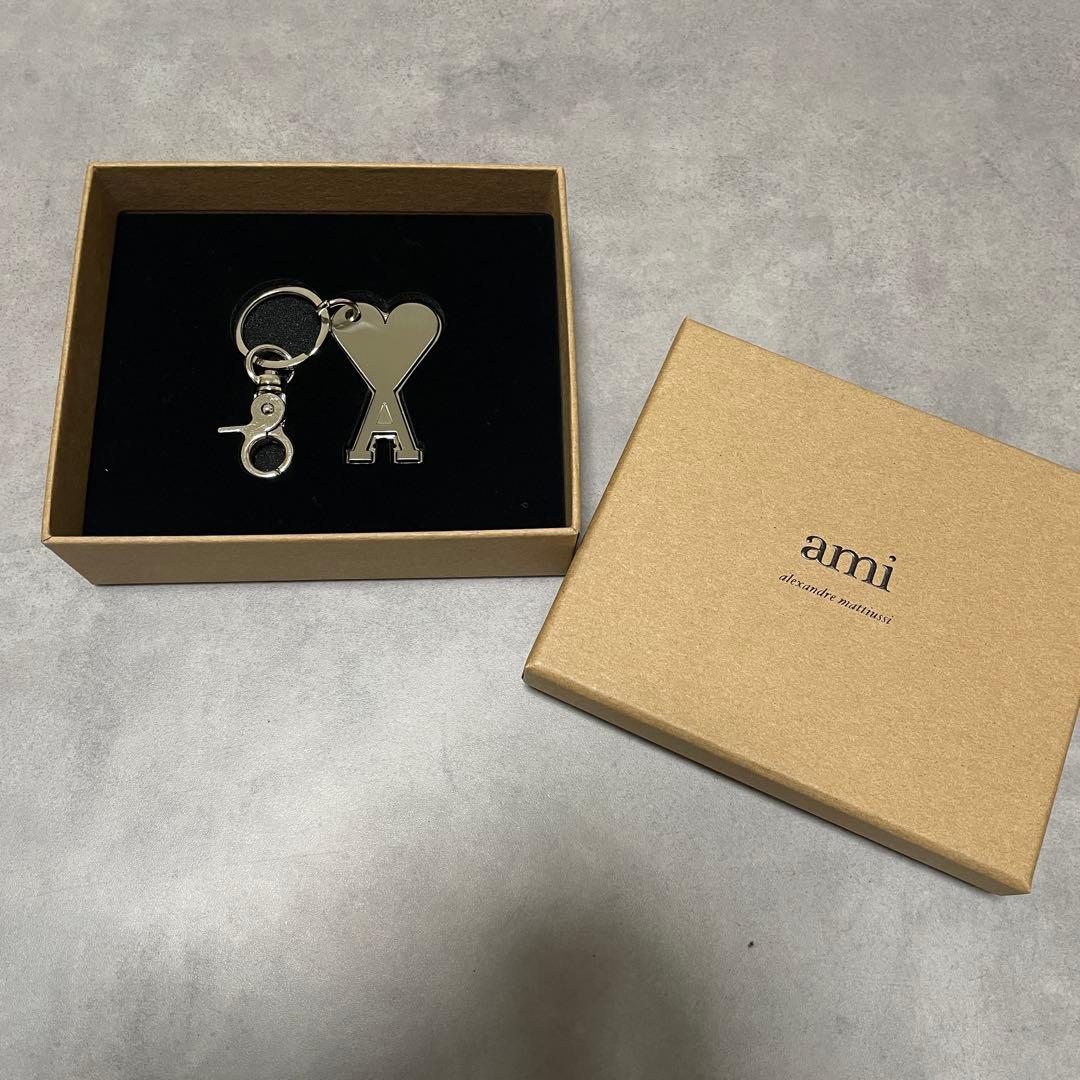 アミパリス AMI PARIS キーホルダー キーリング バッグチャーム
