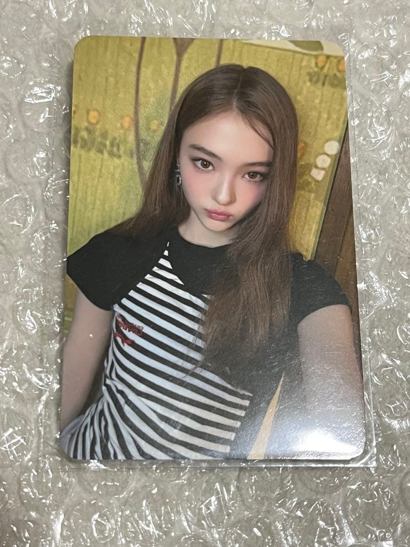 meovv ポップアップ MD 購入 特典 トレカ エラ B - メルカリ