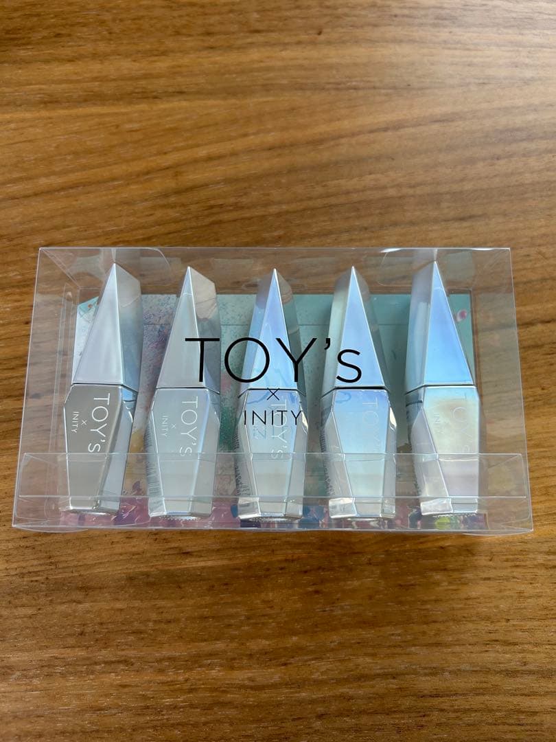 TOY's × INITY パーティーフラッシュ インザガーデン