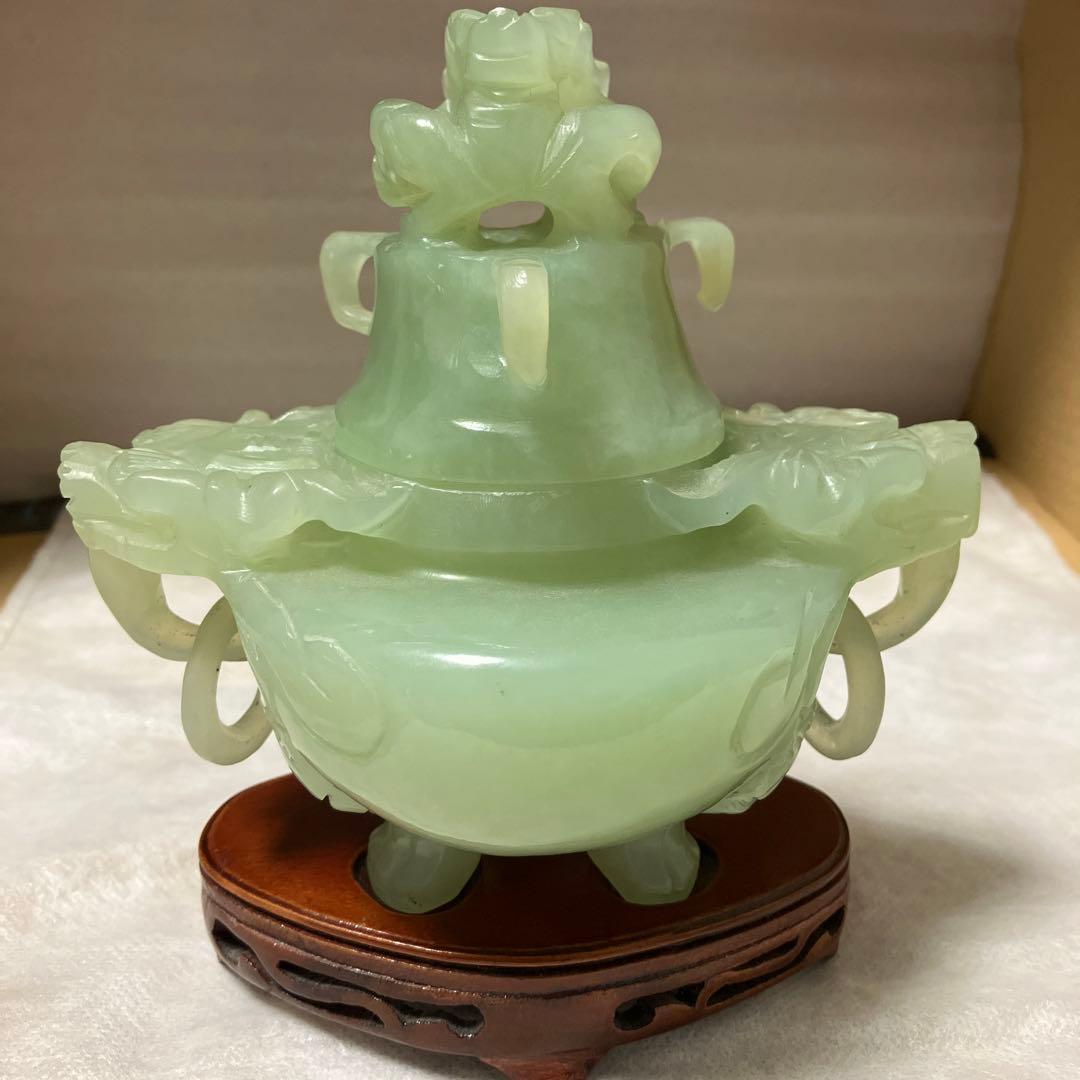 翡翠の香炉・中国翡翠工芸品専門店での購入品 - メルカリ