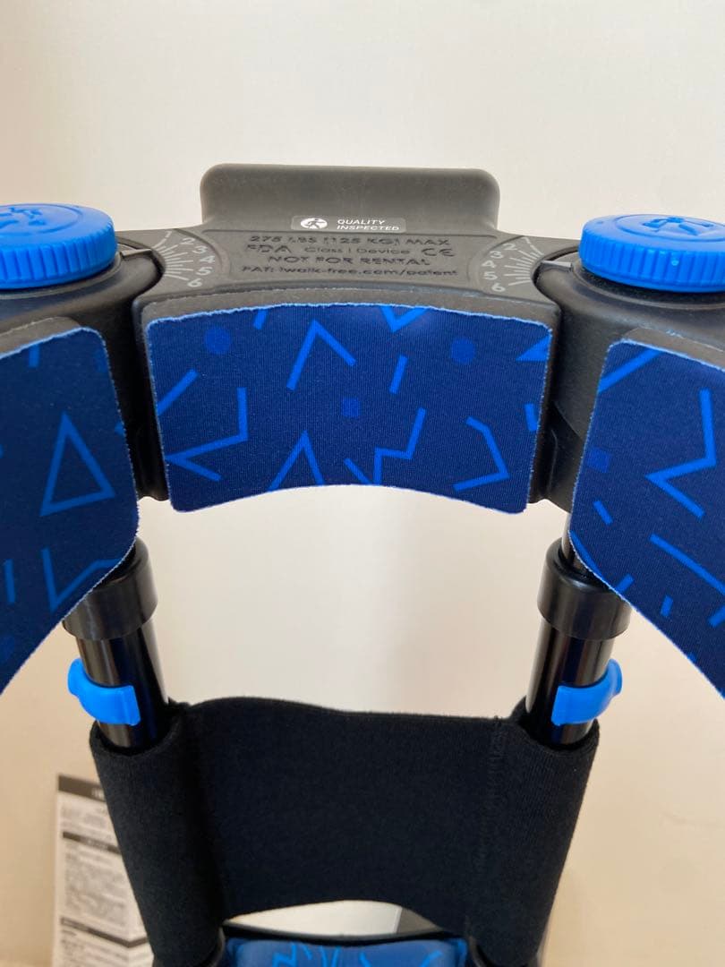 ぐっちゃん様 専用 WALK 3.0 ハンズフリー松葉杖 - メルカリ