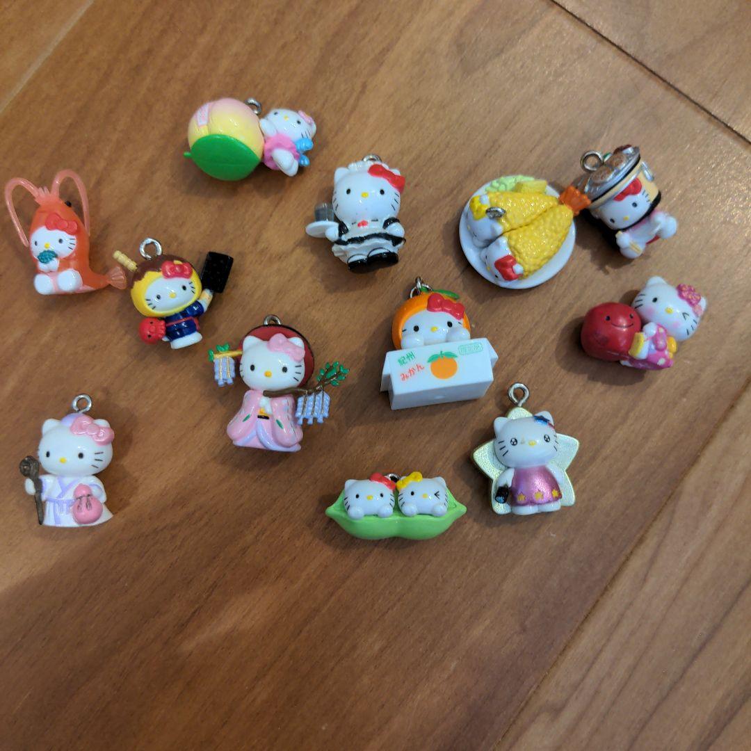 ハローキティー ご当地ボールペン•キーホルダー・チャーム まとめ売り