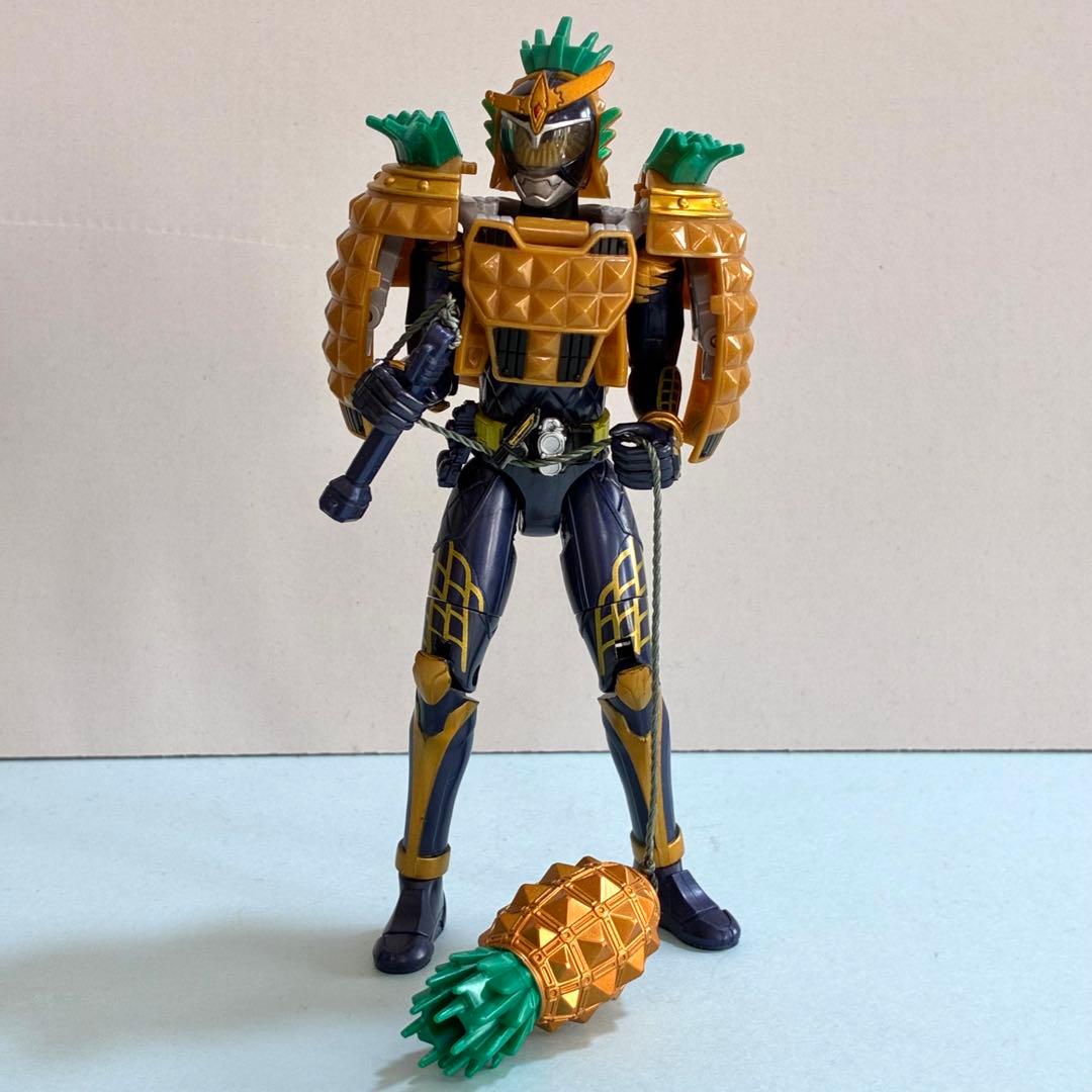 仮面ライダー鎧武 アームズチェンジシリーズ バロン、龍玄 - メルカリ