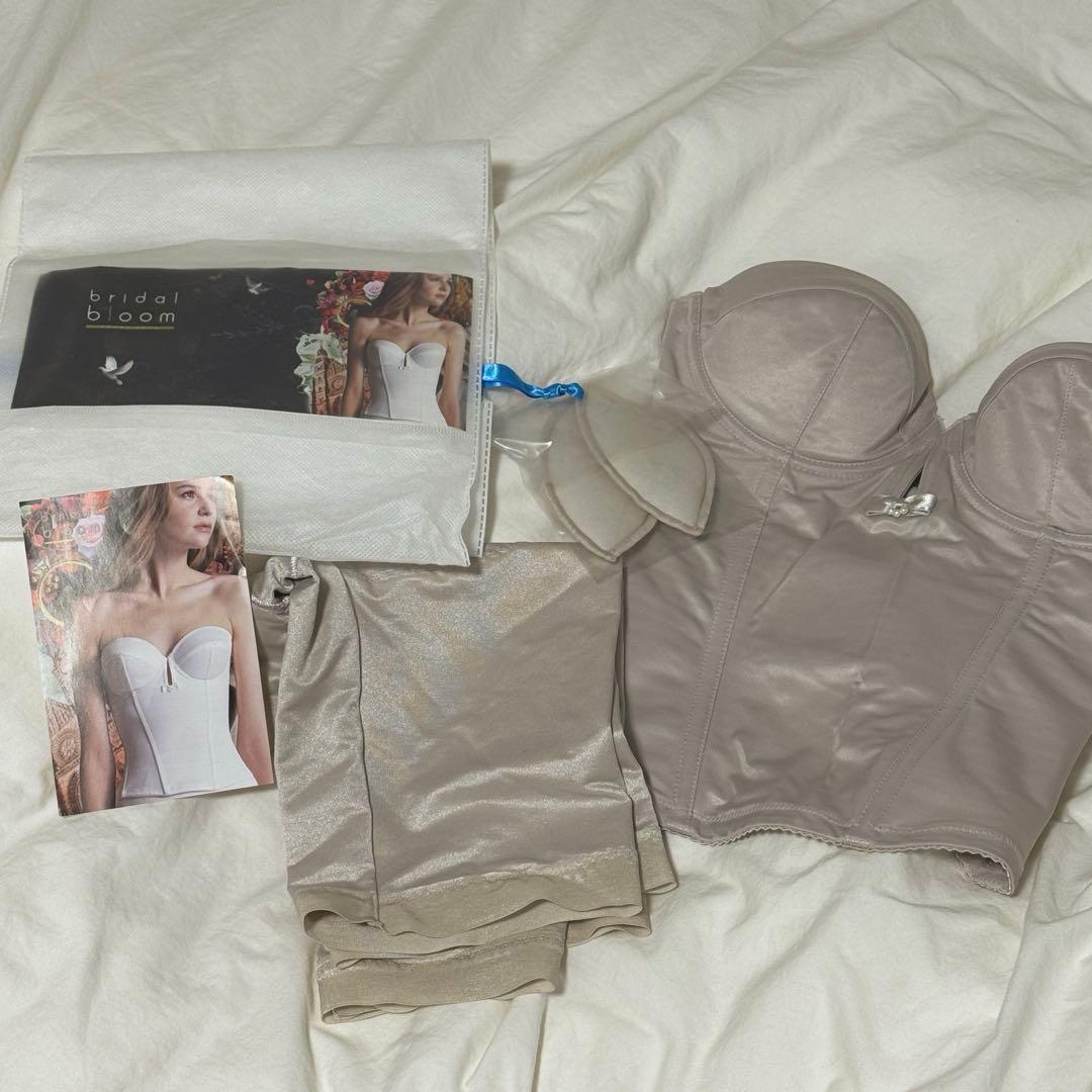 ブライダルインナー セット D70 ガードル付き　bridalbloom bridal bloomの中で花嫁様が一番美しくなれるブライダルインナーの