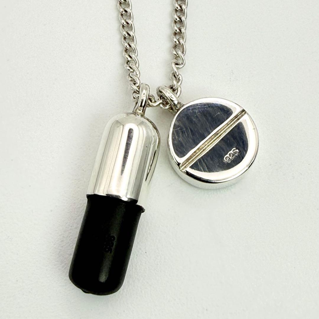 ○【極美品】AMBUSH PILL CHARM NECKLACE 2