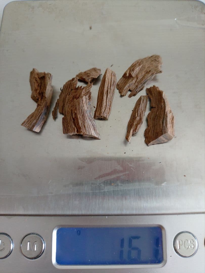 古渡命銘木　眞那賀　1.61g 1点物 沈香　香木　お香 [ウ眞那賀]