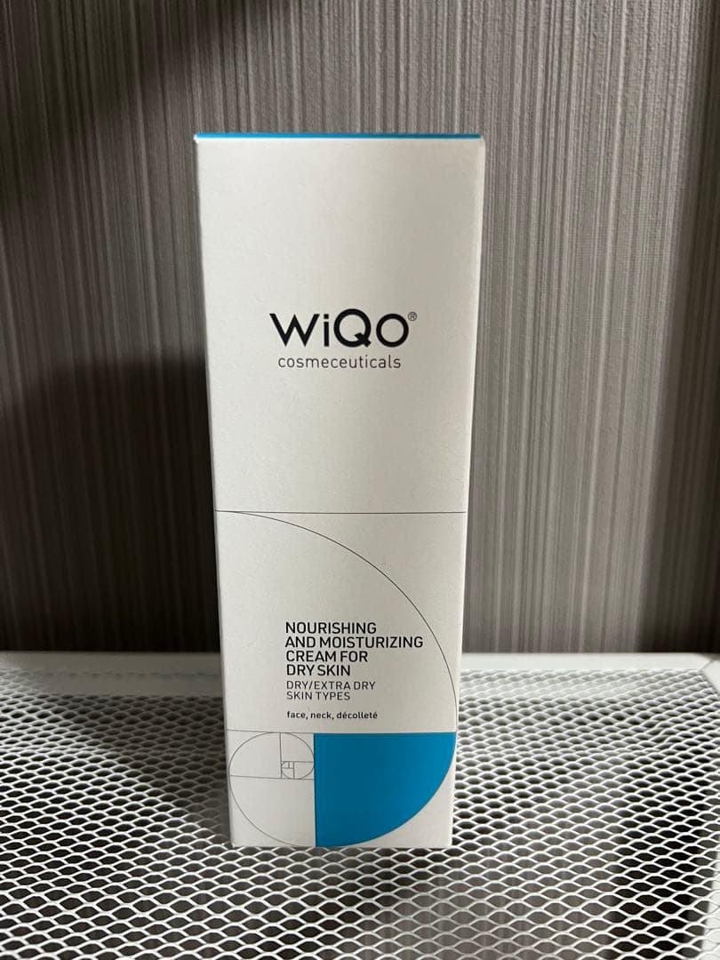 フェイスクリーム WiQo Cream Amazon.com: WiQo med PROFESSIONAL WiQo Smoothing Facial Fluid