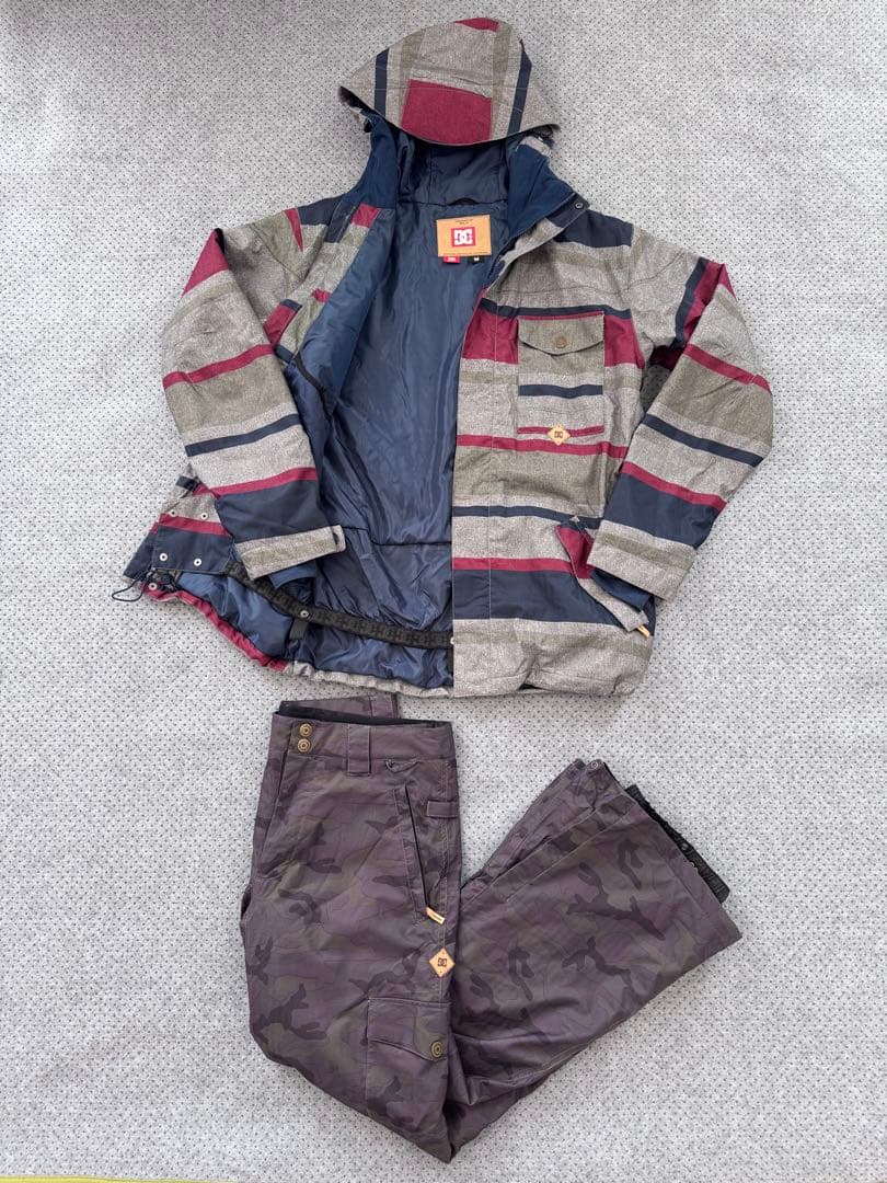 【美品】DC スノーボードウェア ジャケット & パンツ セット