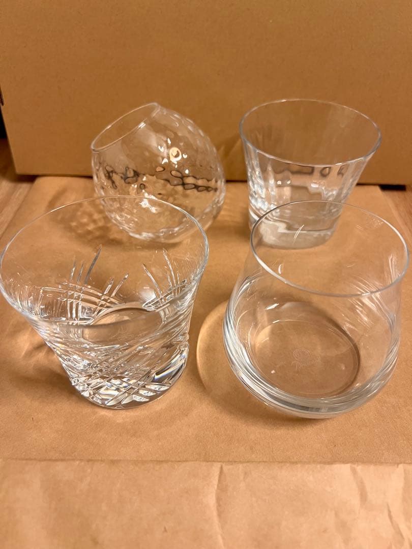 今村能章さんカップ、比嘉奈津子さんグラスなど