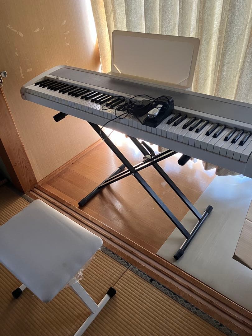 KORG ホワイト　B1 DIGITAL PIANO デジタルピアノ Korg B1 Digital Piano - White - Vintage King