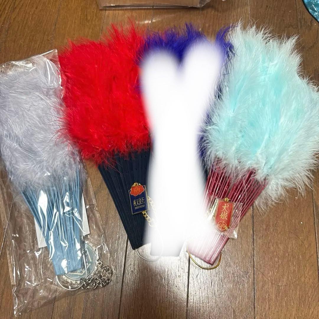 女王蜂 ジュリ扇 4つセット - メルカリ