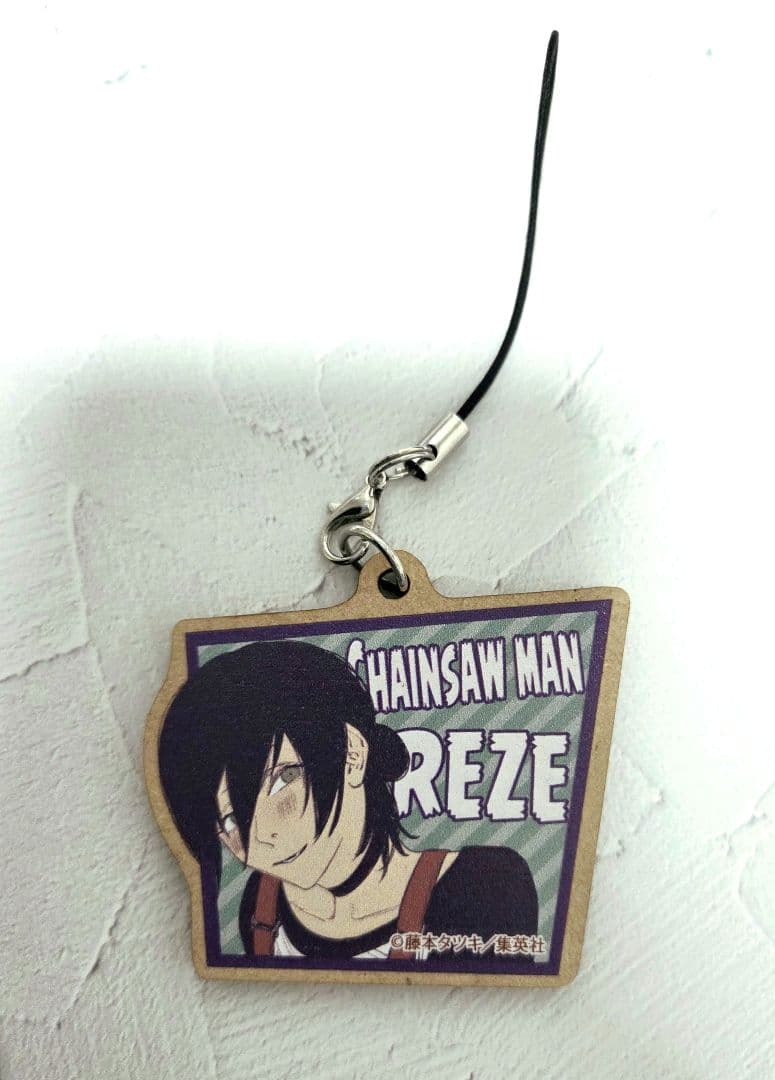 チェンソーマン レゼ 木札ストラップ 原作絵