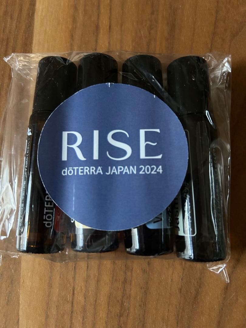 ドテラ doTERRAロールオン ４本セット 2024 コンベンション