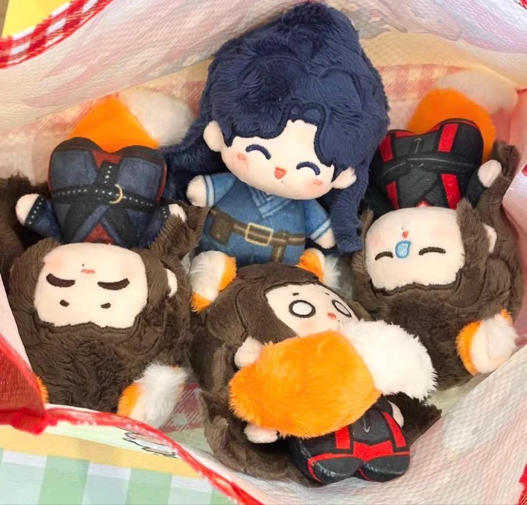 10cm 肖戦 ぬいぐるみ 陳情令 魏無羨 0223① - メルカリ