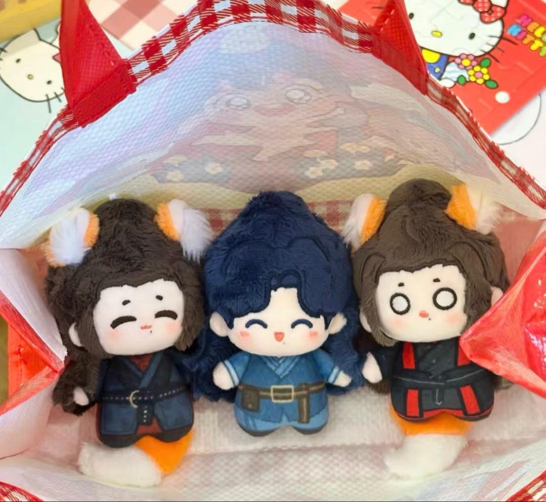 10cm 肖戦 ぬいぐるみ 陳情令 魏無羨 0223① - メルカリ