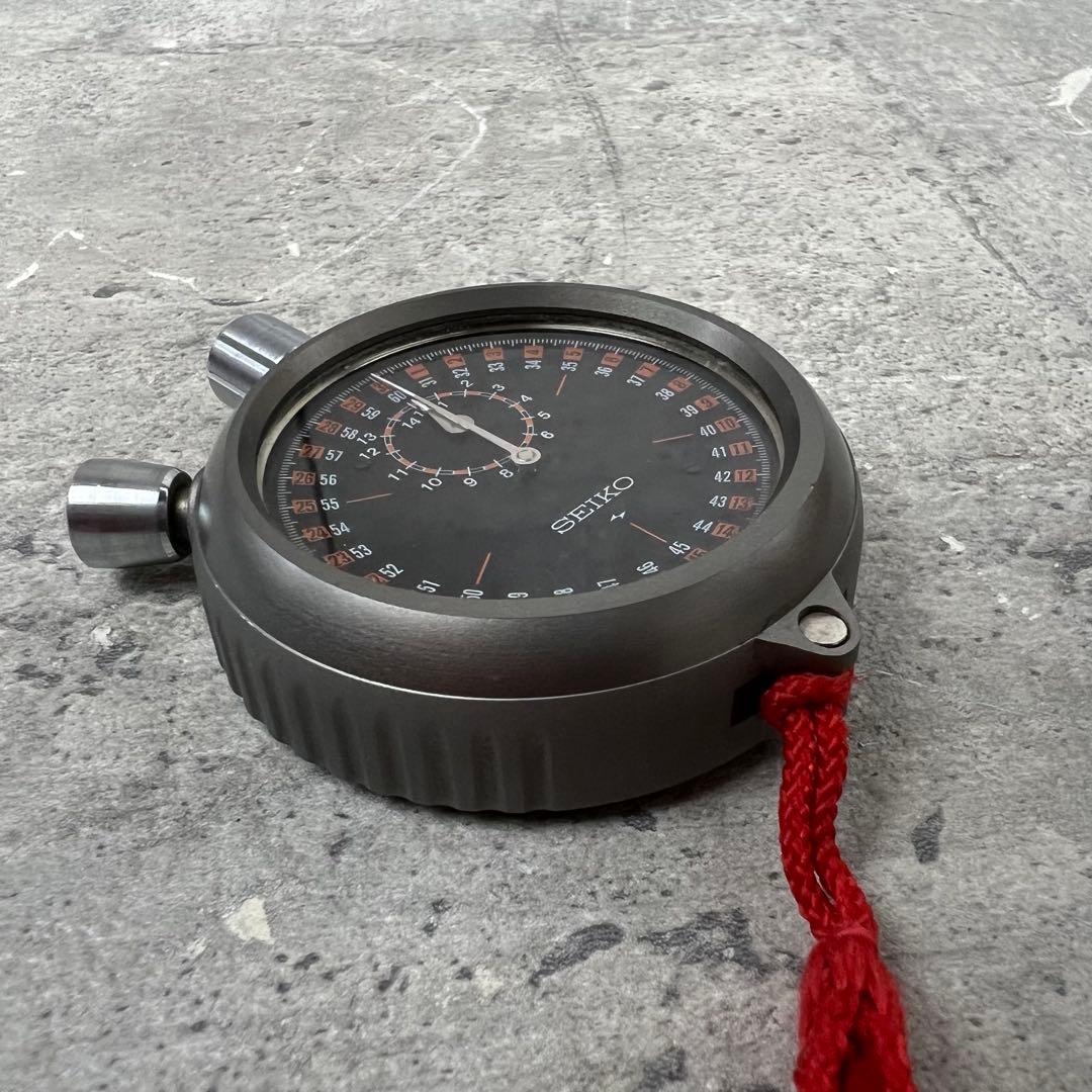 セイコー88-5080黒文字盤ビンテージ防水ストップウォッチ。DS稼働美品。