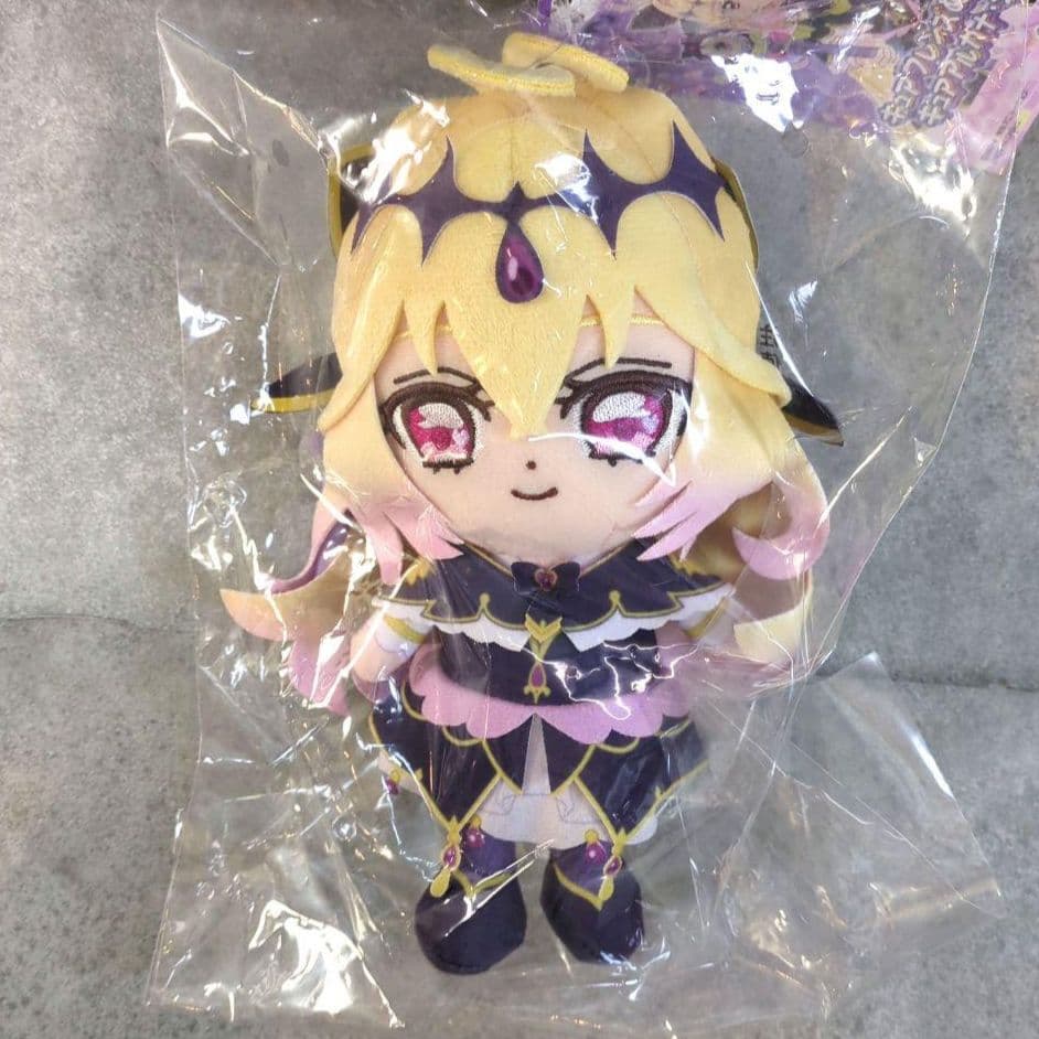 新品 名探偵プリキュア キュアフレンズぬいぐるみ キュアアルカナ