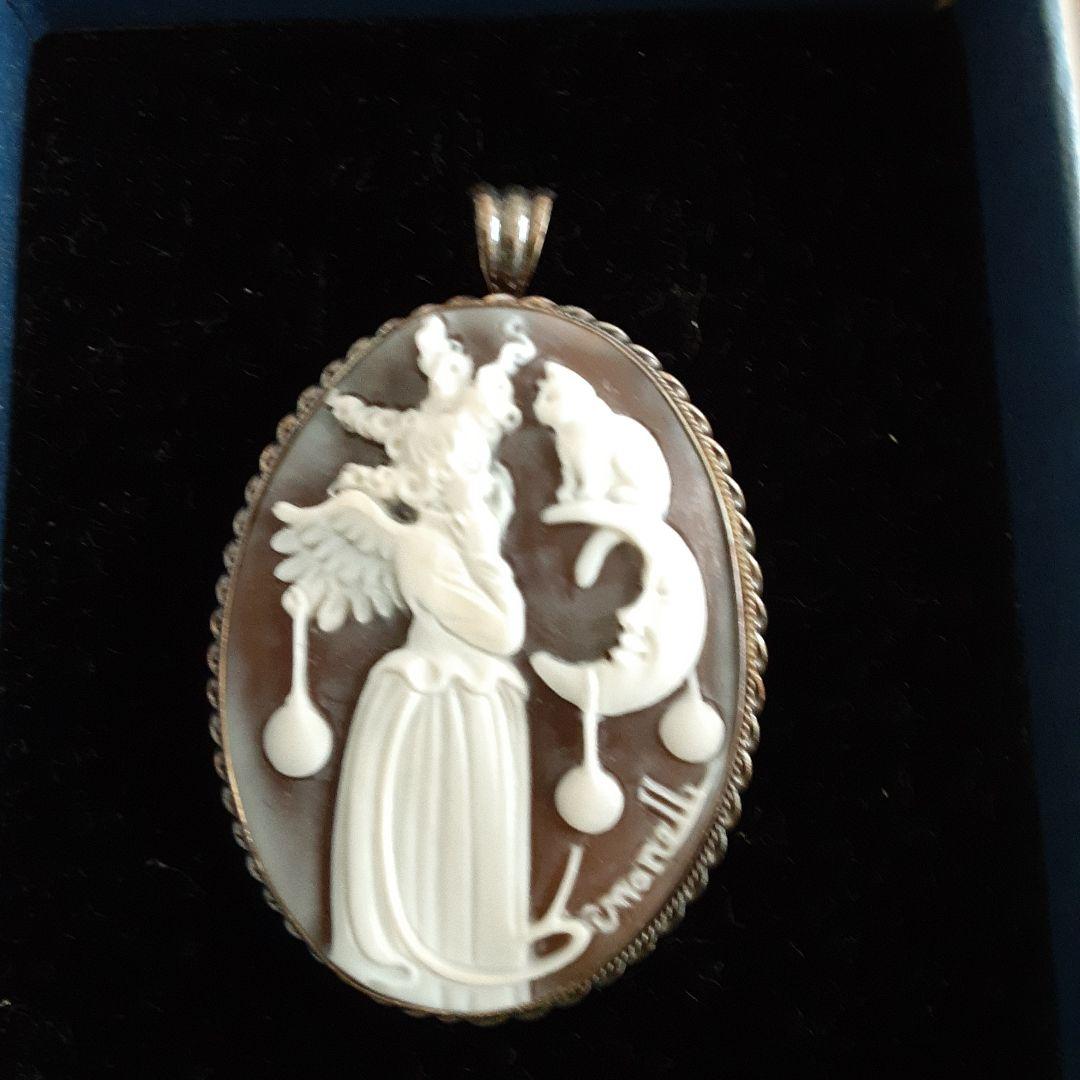 SIMONELLI製 サルドニクス ブローチ 楽天市場】サルドニクス カメオブローチ（ジュエリー・アクセサリー