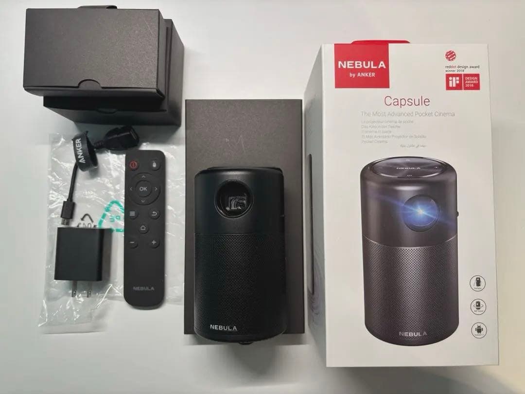 極美品　Anker Nebula Capsule D4111プロジェクター