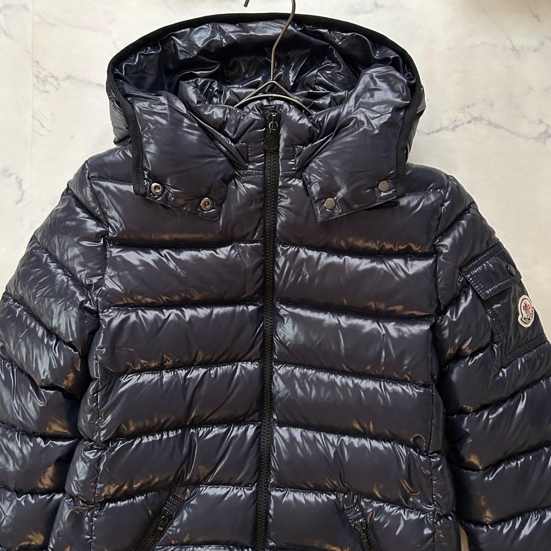 極美品 モンクレール モカ ダウンジャケット ワッペン ネイビー MOKA