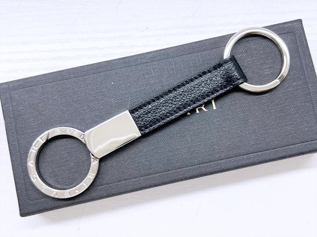 未使用保管　美品　BVLGARI　ブルガリ　マン　キーリング　黒　282704