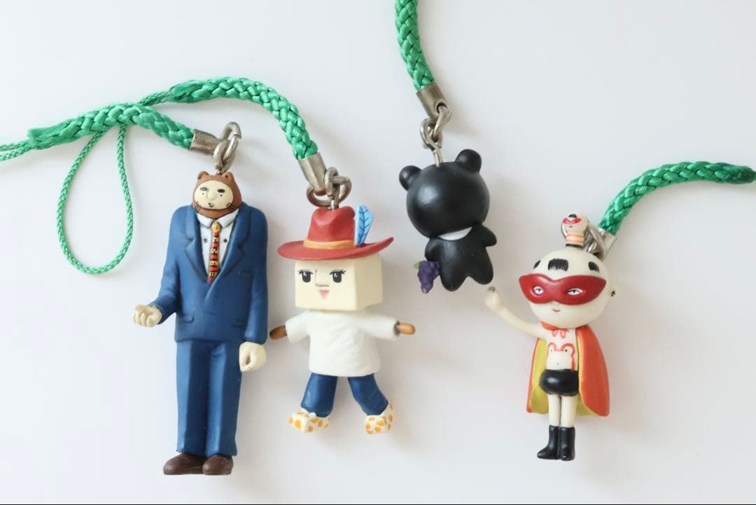 伝染るんです。フィギュア根付け｜4種セット - メルカリ