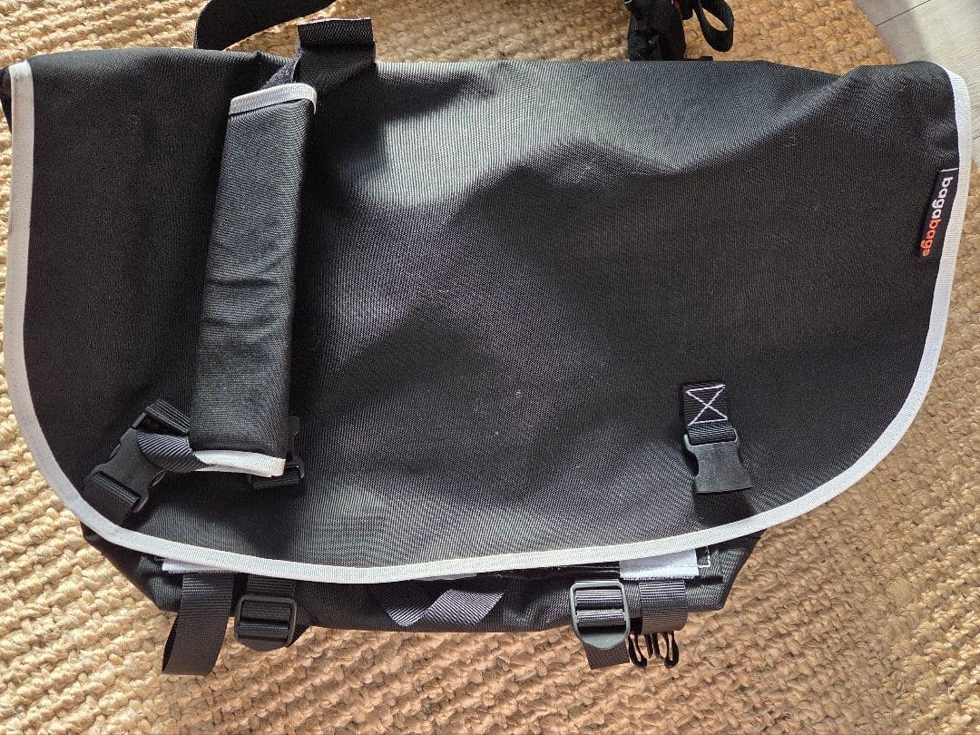 Bagaboo workhorse messenger bag size L - メルカリ