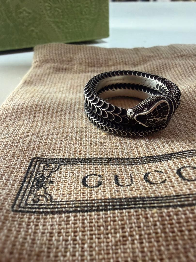 GUCCI 蛇デザインリング 18号 シルバー - メルカリ