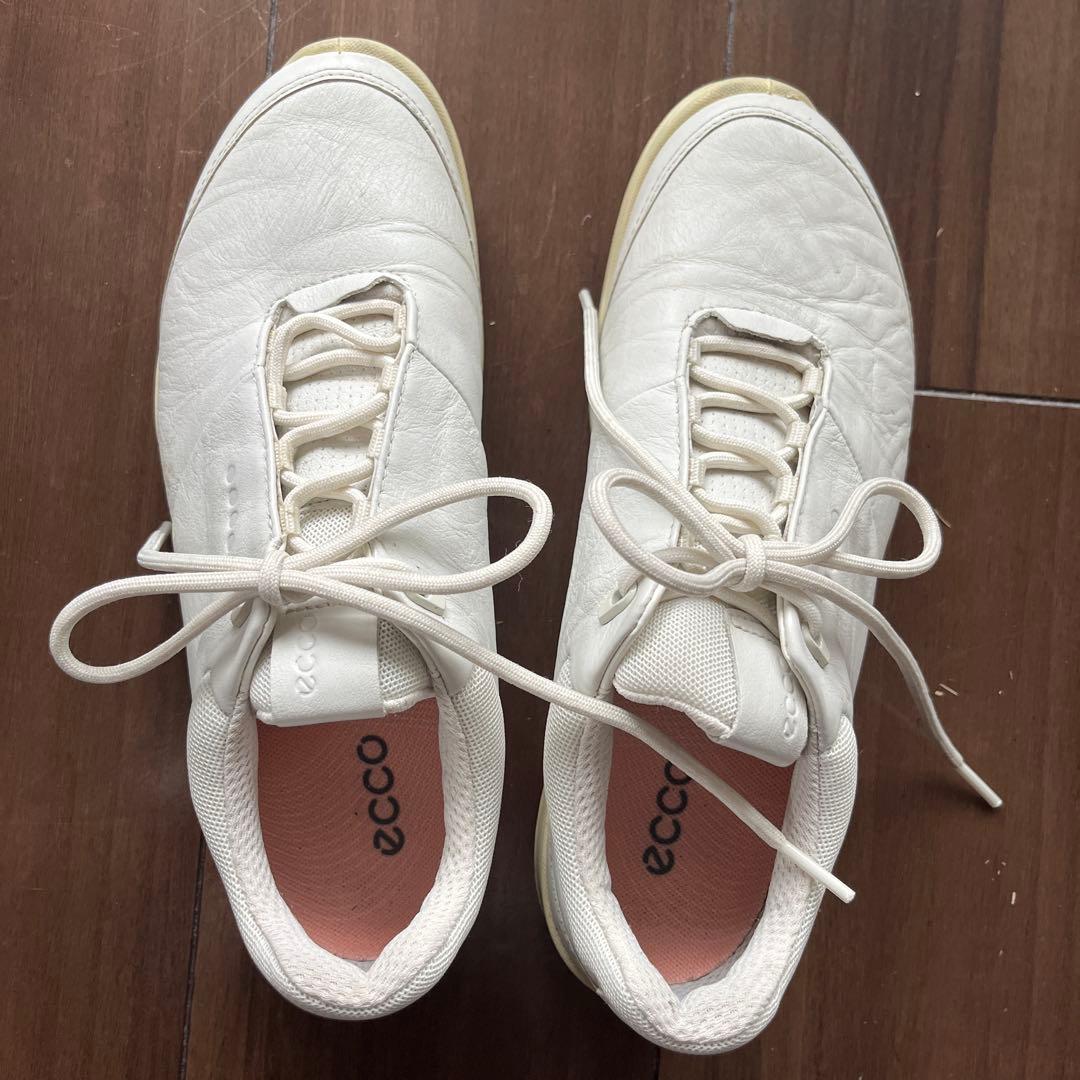 ecco ホワイト　ゴルフシューズ(本革)