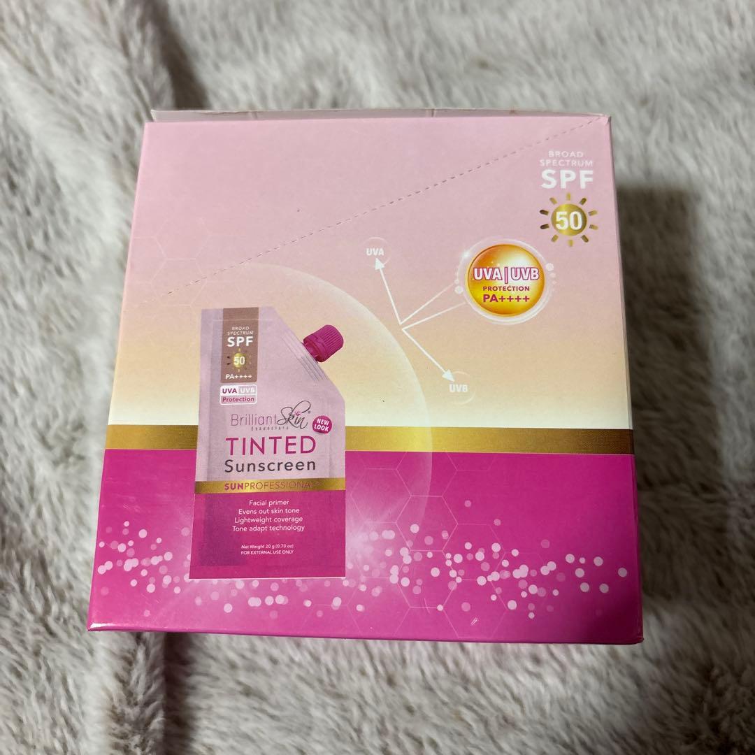 日焼け止め Brilliant Skin Tinted Sunscreen SPF50