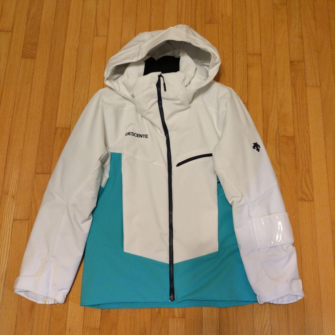 大幅値下げ!　女性用DESCENTE スキーウェア ホワイト/ターコイズ