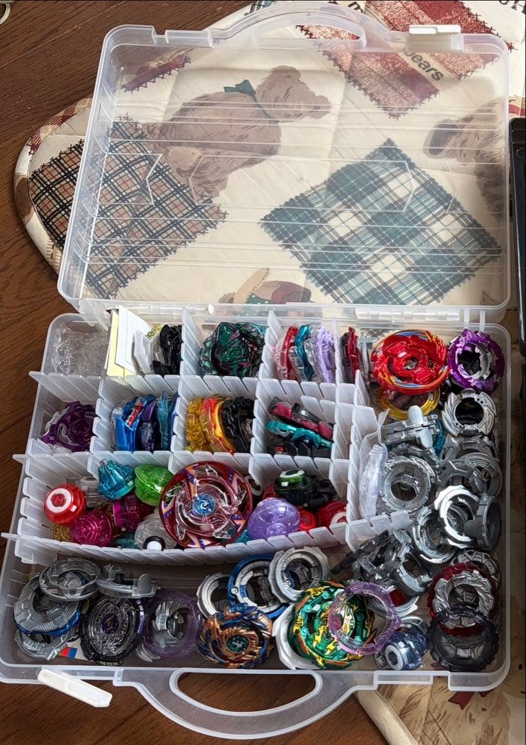 ベイブレード バースト ケース付き