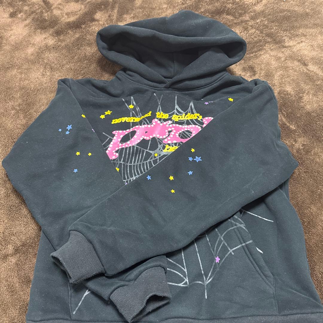 spiderパーカー