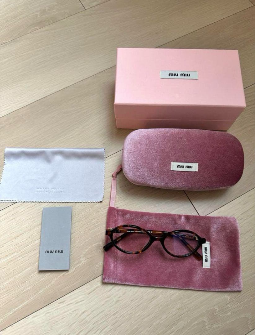 MIUMIU ミュウミュウ リガード サングラス クリアレンズ