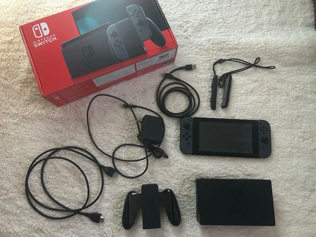 Nintendo Switch 本体 ブラック　値下げしました