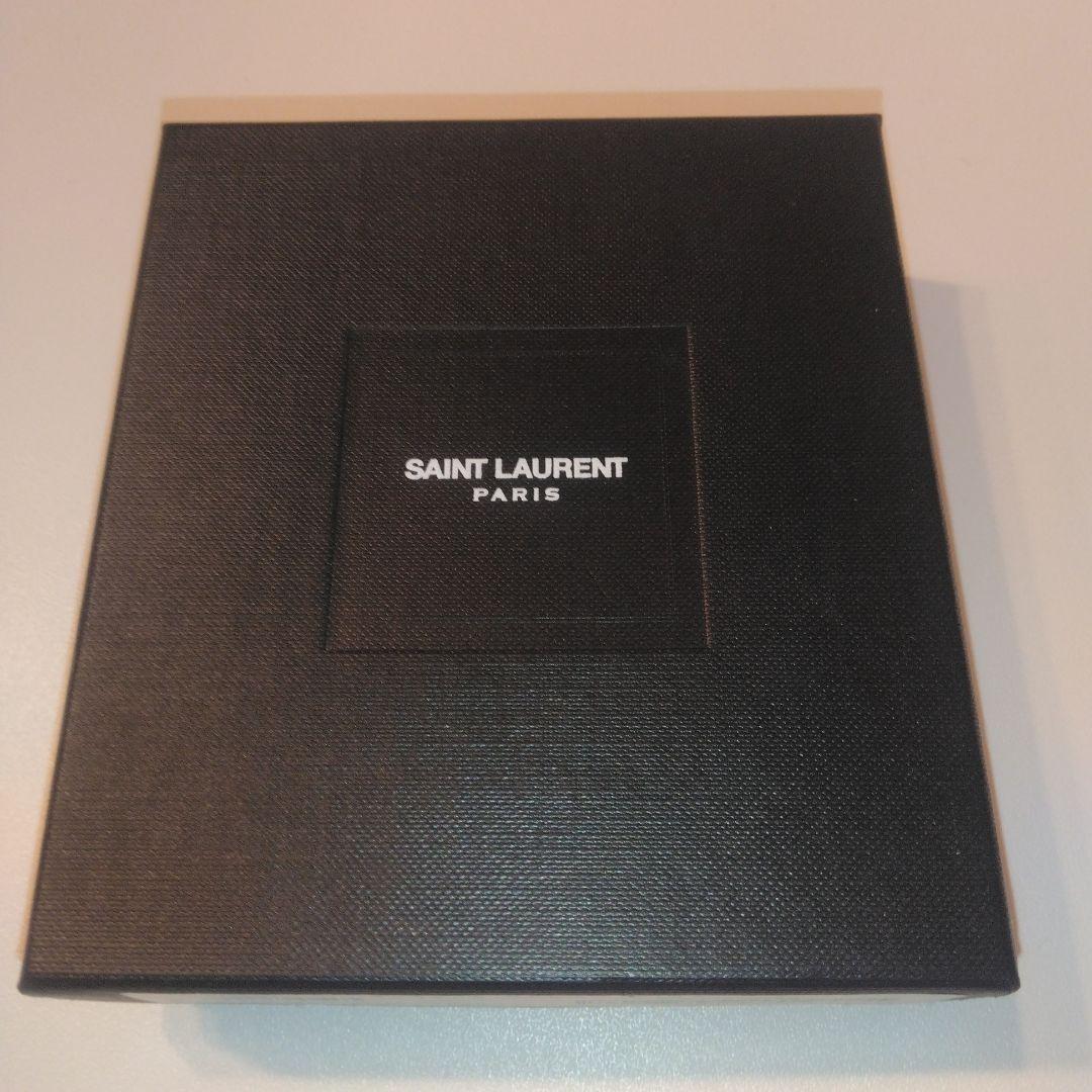 タグ付き未使用品 SAINT LAURENT 恐竜キーホルダー ダイナソー - メルカリ