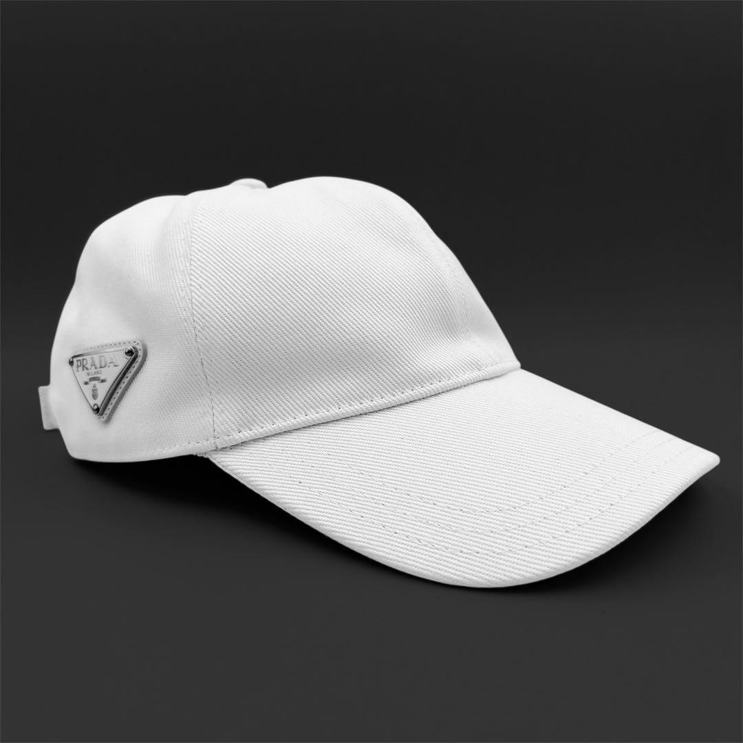 極美品✨PRADA プラダ キャップ 三角ロゴ 白 ホワイト（白）系 PRADA(プラダ) キャップ(レディース) - ブランド通販